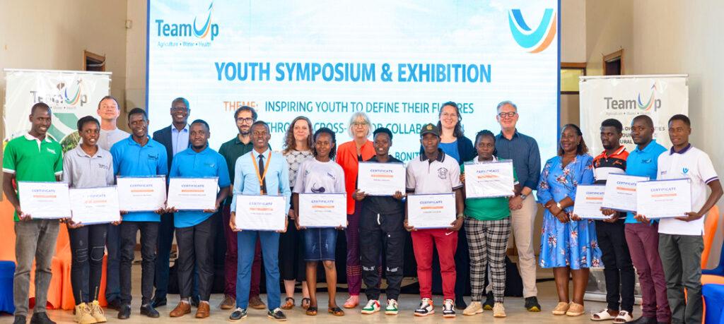 Key partners after awarding outstanding youth who excelled under the program